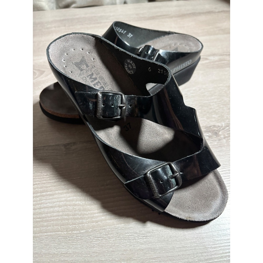 Mephisto Womens 6 Black Patent Leather Wedge Sandals Buckle Straps France Whimsy - Picture 10 of 11